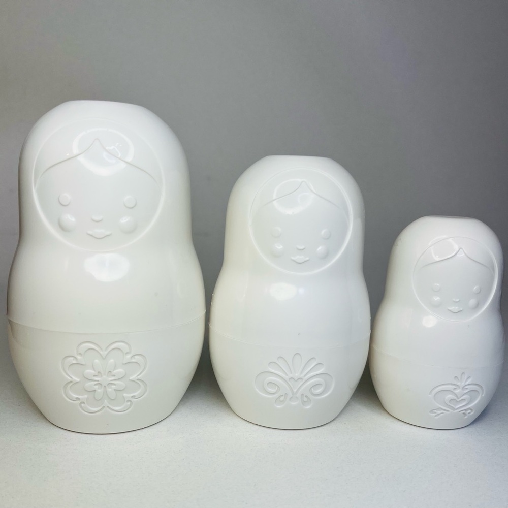 Genuine Fred ~ Matryoshka Russian Nesting Doll Measuring Cups ~ Set of 6